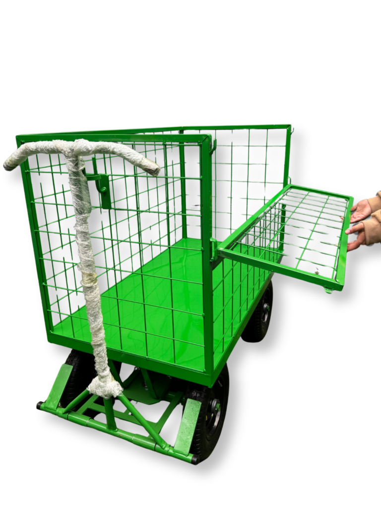 Carrinho Plataforma Fechado em Tela 5ª Roda com Meia Porta Lateral 300kg